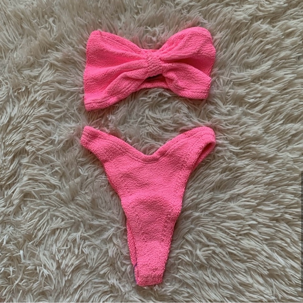 NWT Hunza G Tina Bandeau Bikini Set in bubblegum - Picture 5 of 7
